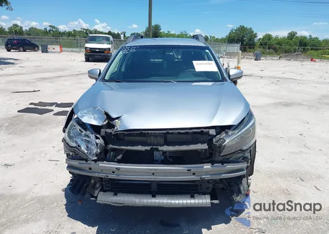 2019 Subaru Outback 2.5I Premium из США, поврежденный, VIN 4S4BSAFC8K3328032